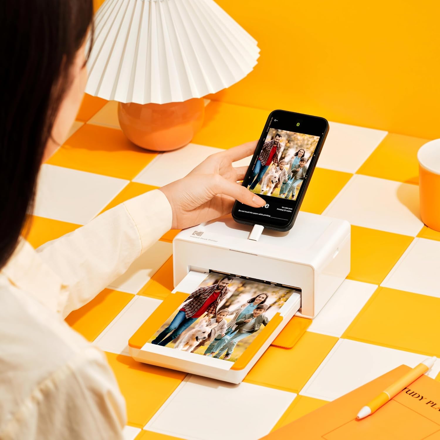 KODAK Dock Plus 4Pass Photo Printer (10 x 15 cm) + Pack of 90 Sheets of Photo Paper – Bild 7