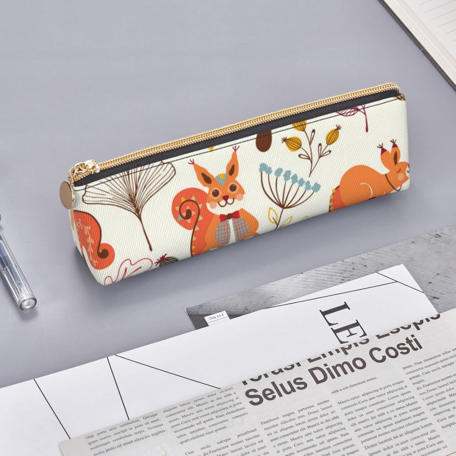 Cute Squirrel Mushroom Pencil Case Triangle Portable Pencil Case Leather Organizer Zipper Cosmetic Bag, White, Bag organiser – Bild 8