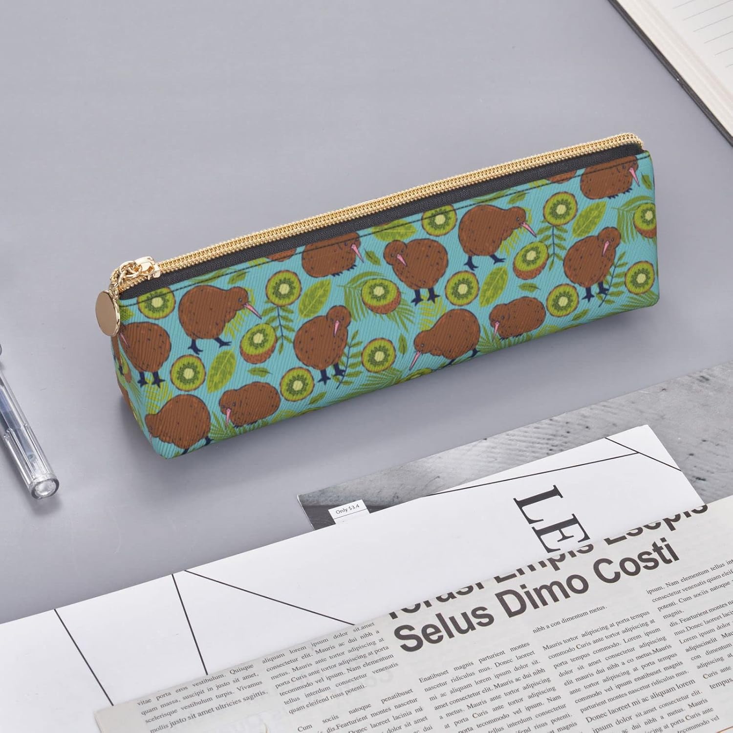 Kiwi Bird Pattern Pencil Case Triangle Pencil Case Portable Pencil Case Leather Organizer Zipper Cosmetic Bag, White, Bag organiser – Bild 8