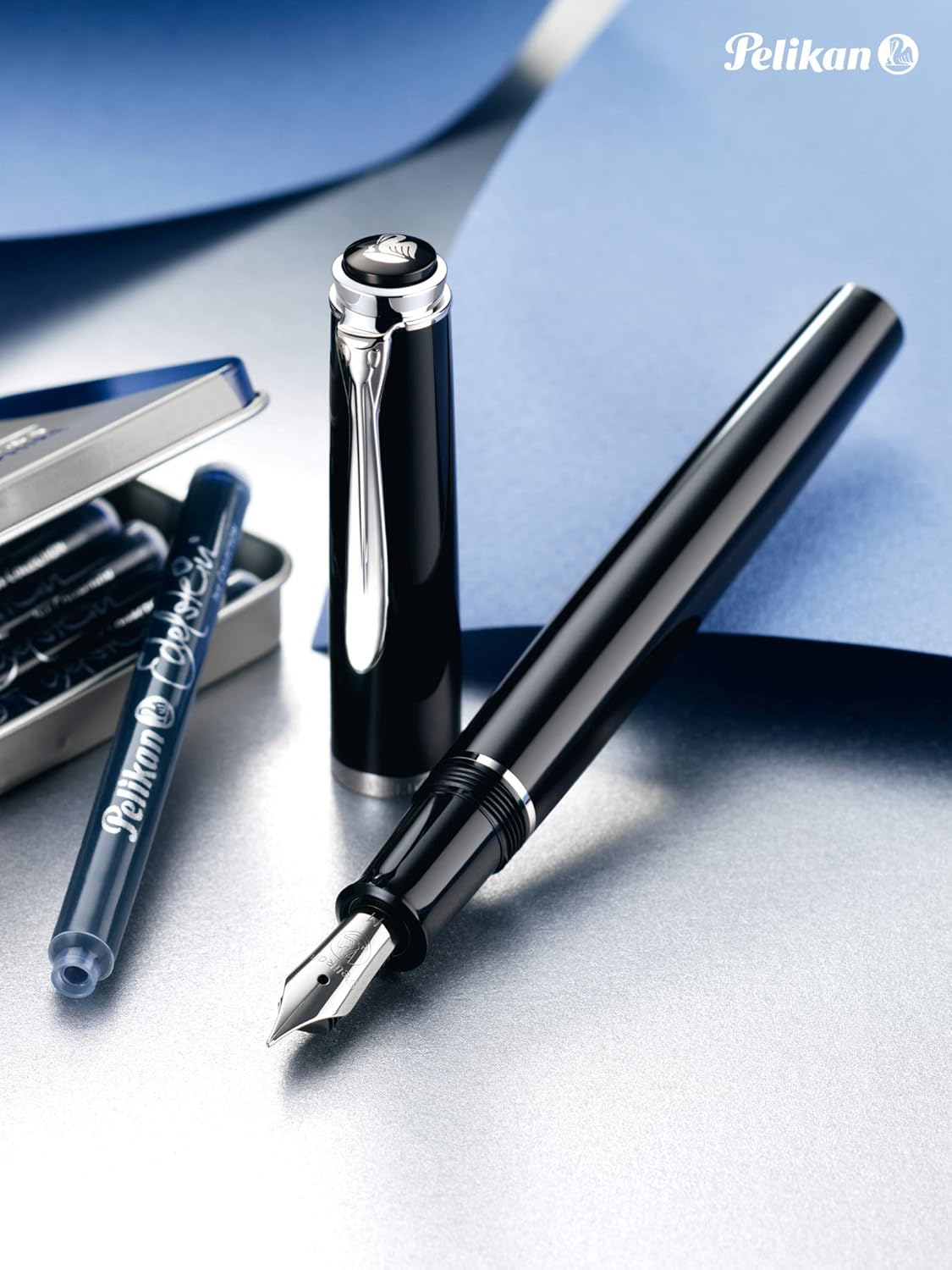 Pelikan Classic 205 820707 Fountain Pen Black Nib M Medium High-Quality Cartridge Fountain Pen in Gift Case – Bild 4