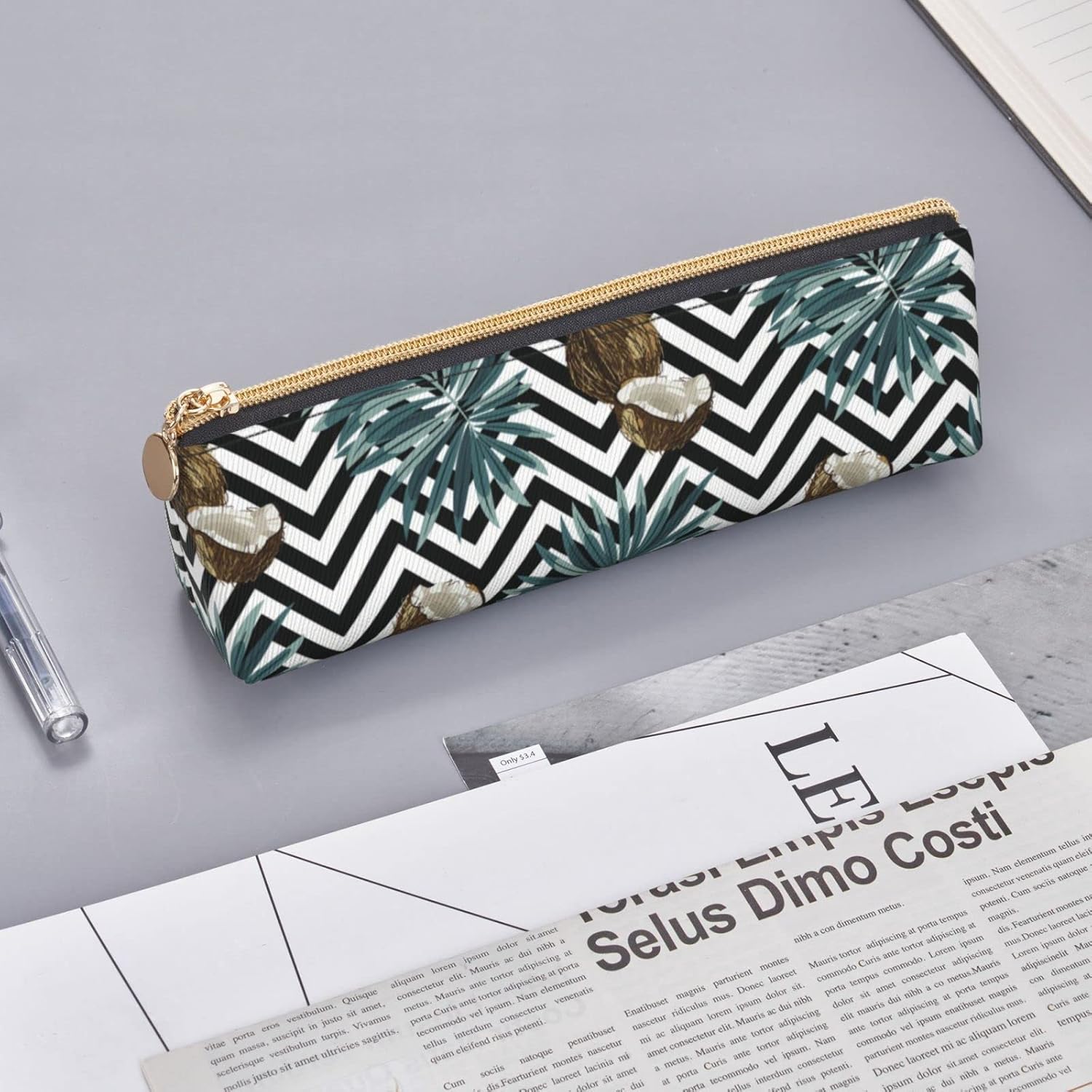 Tropical Fruit Coconut Pattern Pencil Case, Triangle Pencil Case, Portable Pencil Case, Leather Organizer with Zipper, Cosmetic Bag, White, Bag organiser – Bild 8