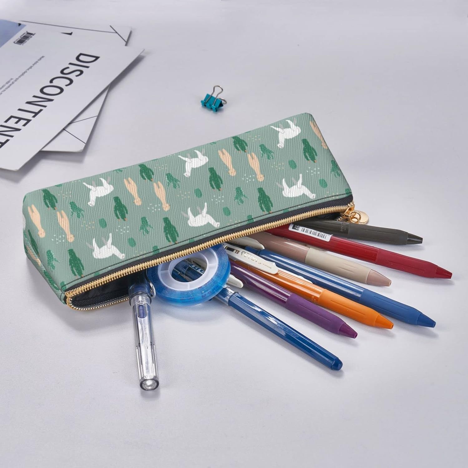 Cute Alpaca and Cactus Pattern Pencil Case Cosmetic Bag Pen Pouch Triangle Leather Storage Bag Zipper Stationery Organizer for Adults Office, Cute Alpaca And Cactus Pattern, Bag organiser – Bild 7