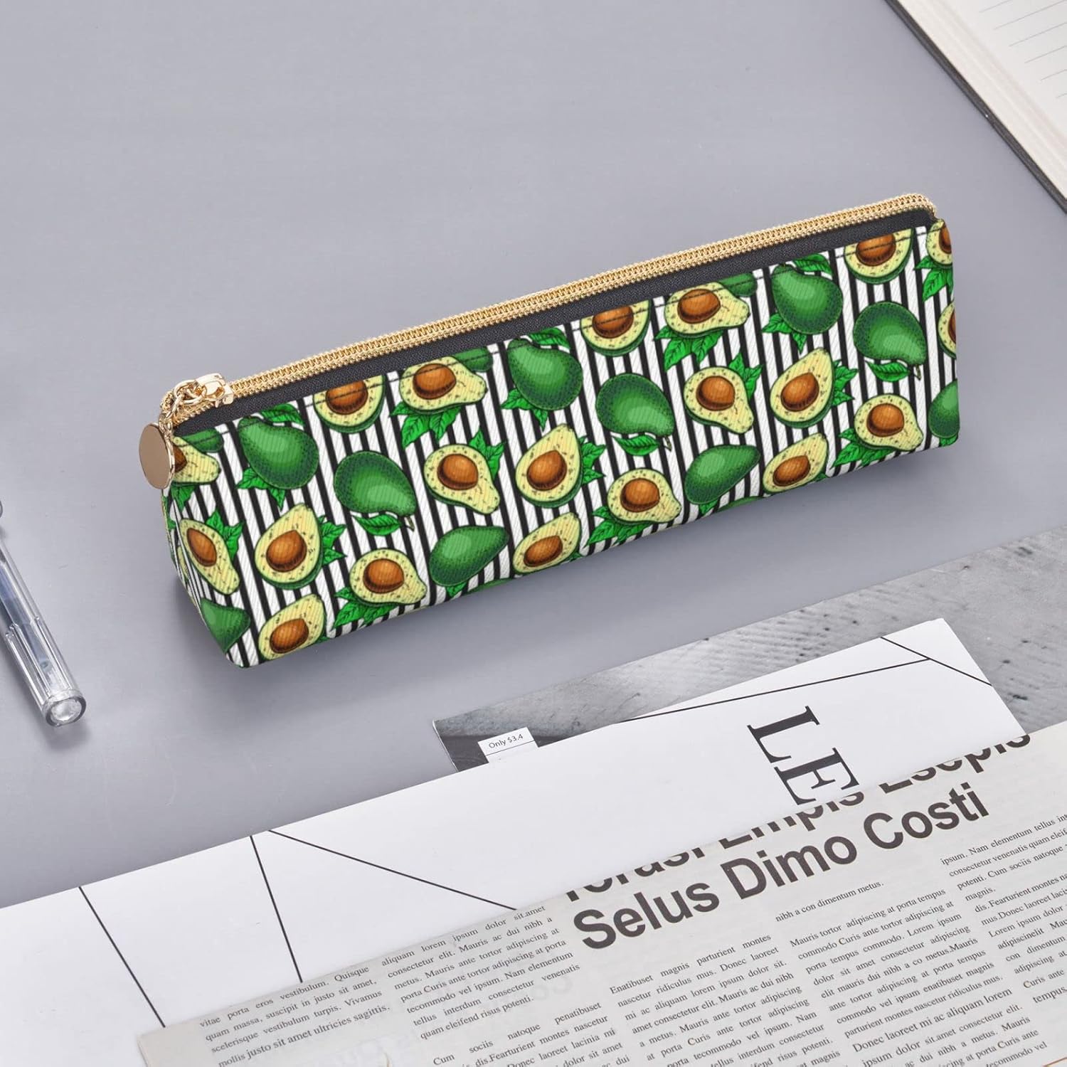 Avocado Pencil Case with Black and White Stripes Cosmetic Bag Pen Bag Triangle Leather Storage Bag Zipper Stationery Organizer for Adult Office, Avocado Black And White Stripes, Bag organiser – Bild 8