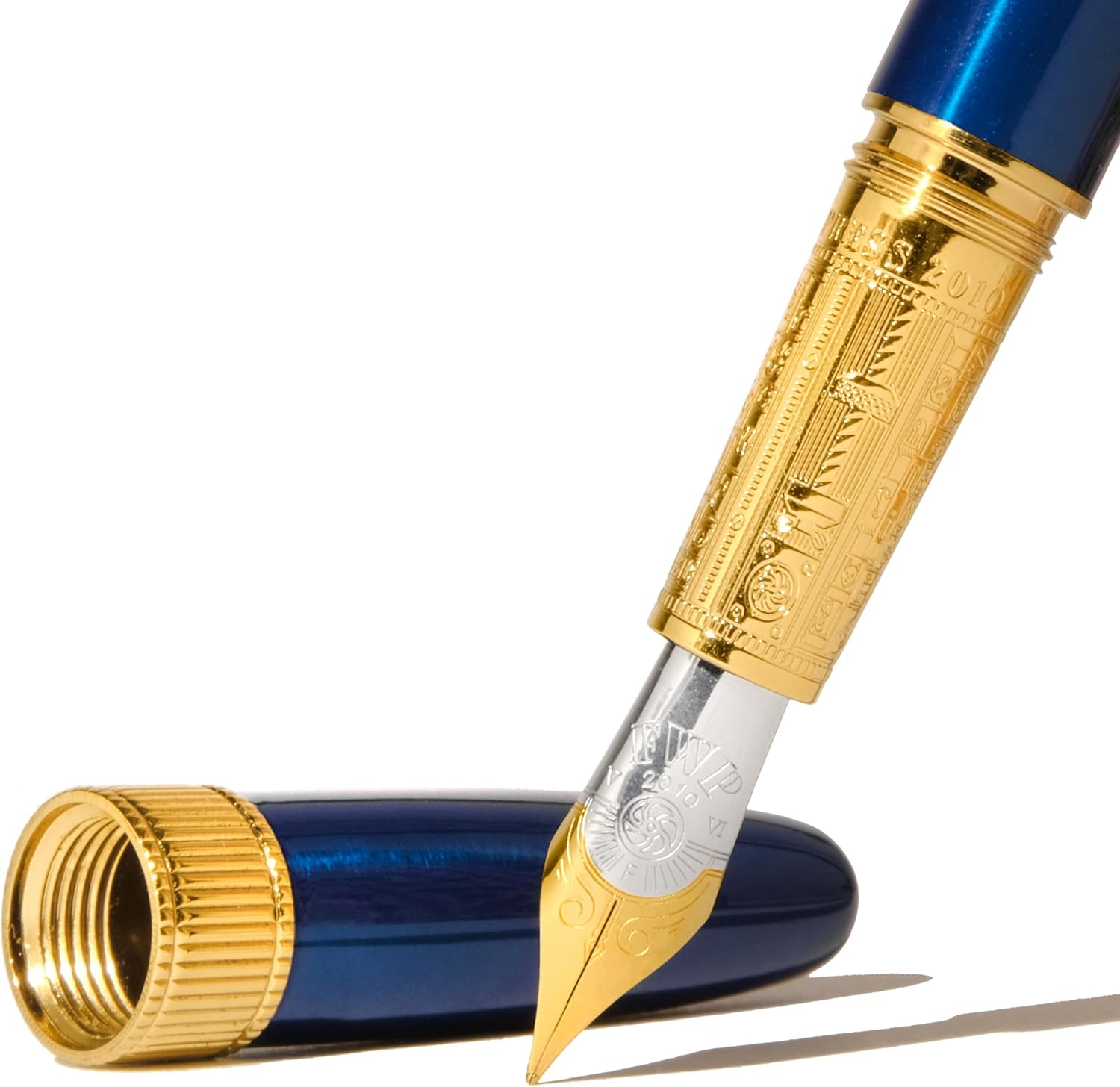 Ferris Wheel Press Joule Fountain Pen Luna Celeste Double Gold Plated, Sapphire Lacquer Finish Two-Tone Steel Nib Leather Sleeve/Medium – Bild 2