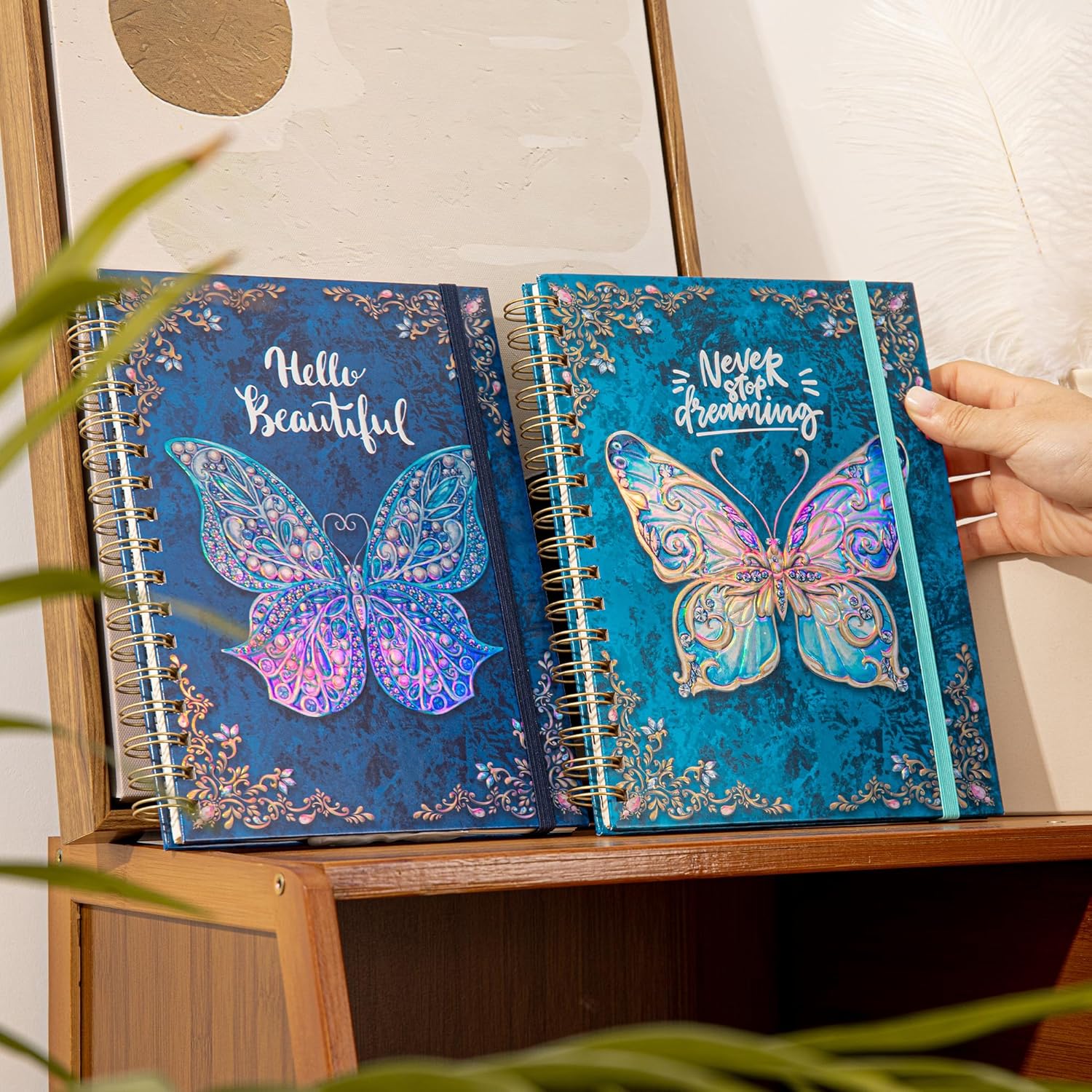 Spiral Notebook College Ruled Journal for Writing B5 3D Butterfly Notebooks Writing Journal for Women with Elastic Closure Band 192 Pages Lined Paper for School Office – Bild 8
