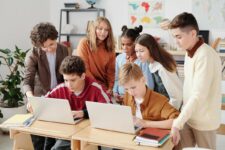 Künstliche Intelligenz stellt Schule vor ihre größte Herausforderung
