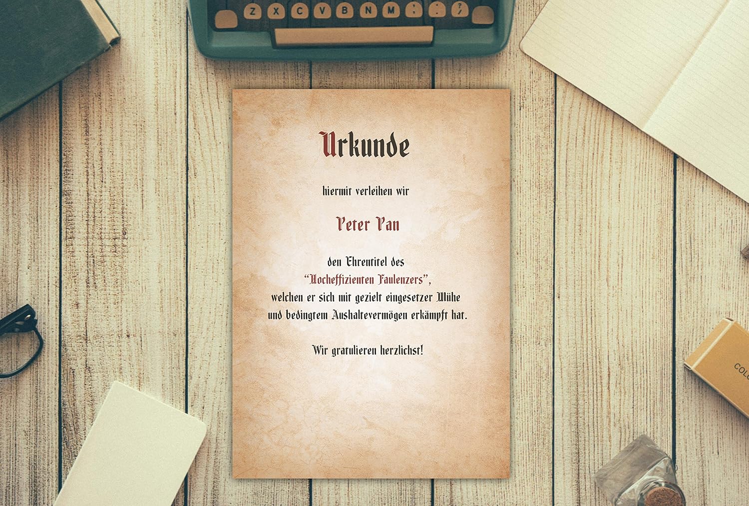 Sophies Kartenwelt 100 sheets of vintage light writing paper in DIN A4 format - printed on both sides in high-quality 120 g paper | 100 sheets of DIN A4, high-quality 120 g paper, printed on both sides. Ideal as certificate paper or for vintage letters. – Bild 3