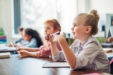 Studie untersuchte Alterseffekte bei schulischen Diagnosen sowie ADHS