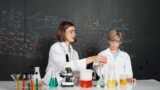 Kultusministerium und VSW stärken MINT-Bildung in Sachsen
